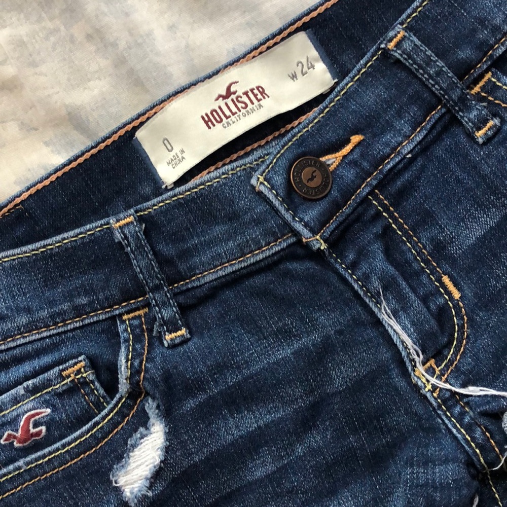 Hollister Jean short shorts. - Picture 3 of 3